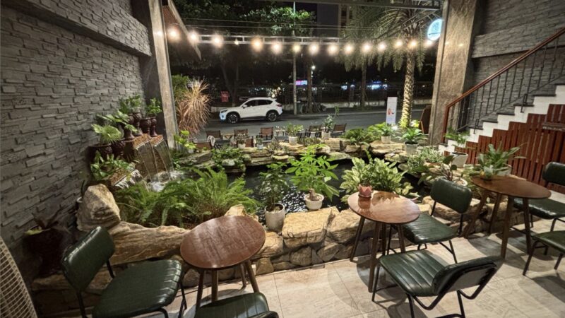 ベトナム・ダナンおすすめノマドカフェ「GOLO Coffee & AP」の店内