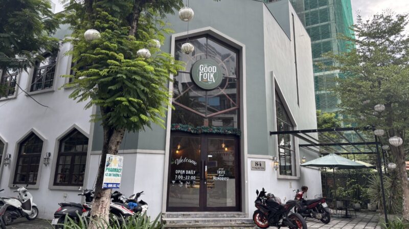 ベトナム・ダナンのおすすめノマドカフェ「The Good Folk Café」の外観