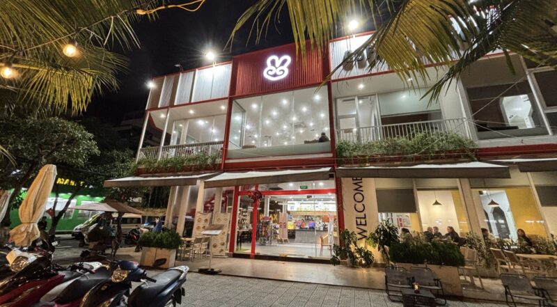 ベトナム・ダナンのおすすめノマドカフェ「HI4 COFFEE & WORKSPACE」の外観